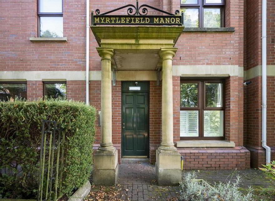 Apt 6 Myrtlefield Manor, 1 Myrtlefield Park, Belfast, BT9 6NE