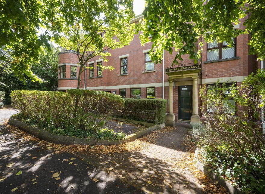 Apt 6 Myrtlefield Manor, 1 Myrtlefield Park, Belfast, BT9 6NE