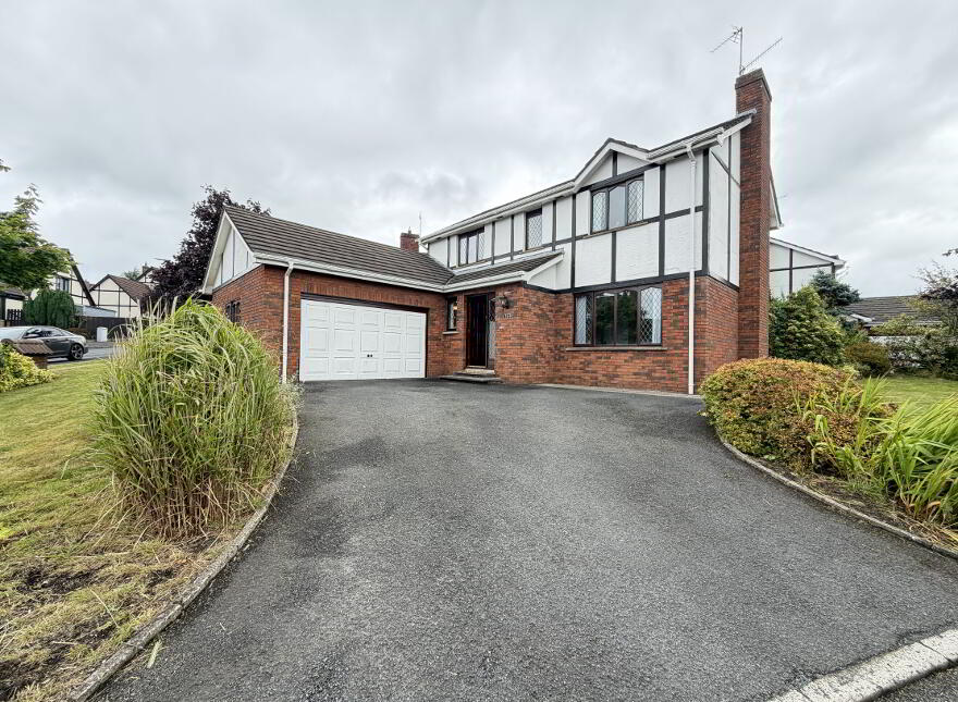 14 The Tudors, Banbridge, BT32 4QR