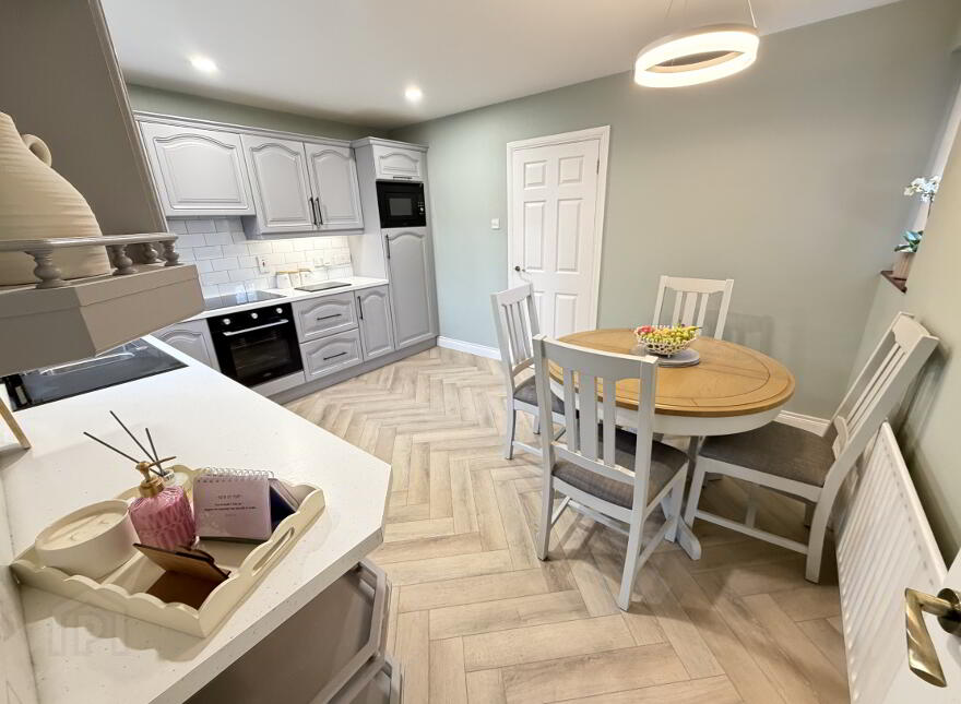 14 The Tudors, Banbridge, BT32 4QR