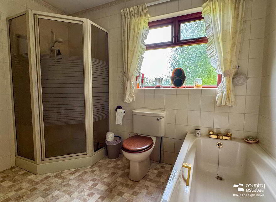 26 Lisnalinchy Road, Ballyclare, BT39 9PA