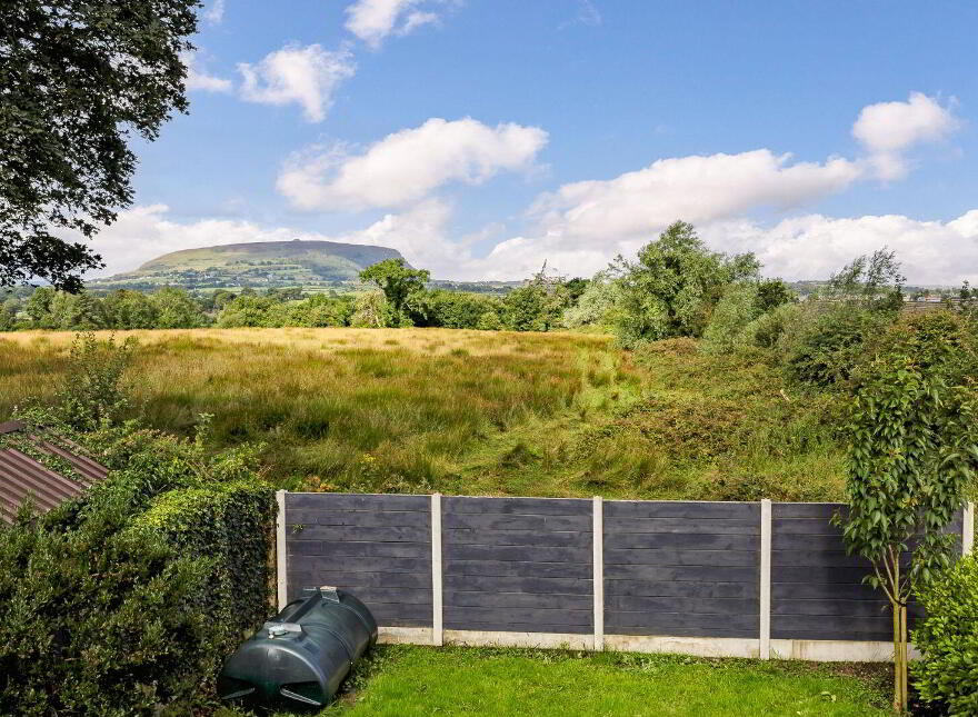 13 Oak Lawn, Pearse Road, Sligo, F91V8E2