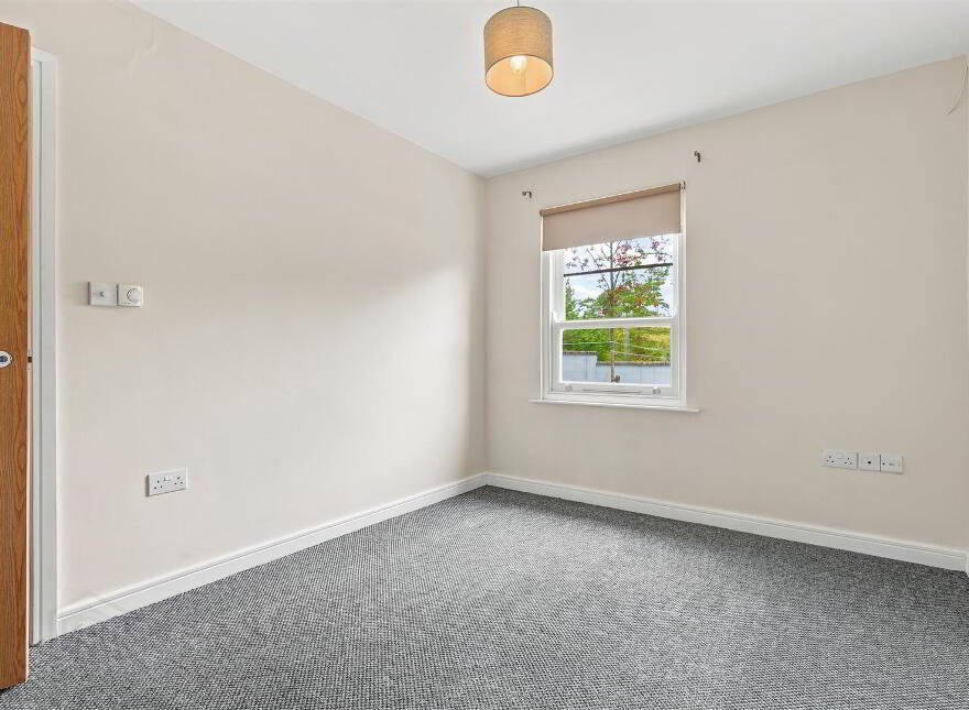 36 Mill Road, Saintfield, BT24 7FF