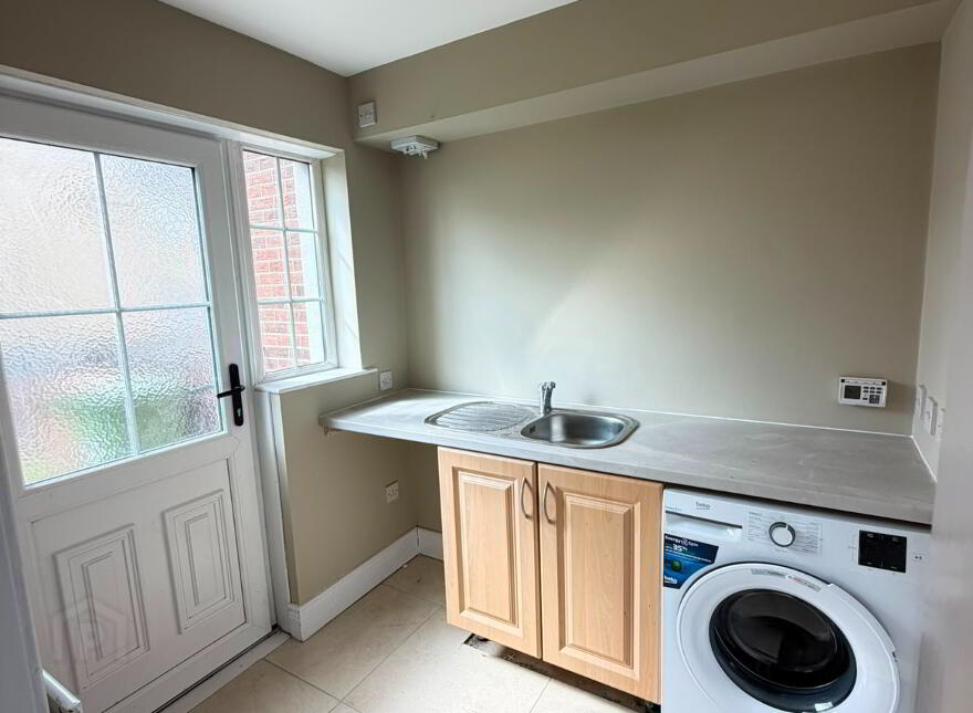 8 Quaker Green, Rathfriland, Newry, BT34 5RU