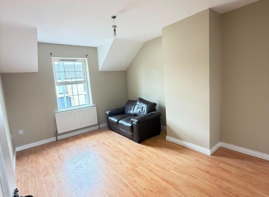 8 Quaker Green, Rathfriland, Newry, BT34 5RU