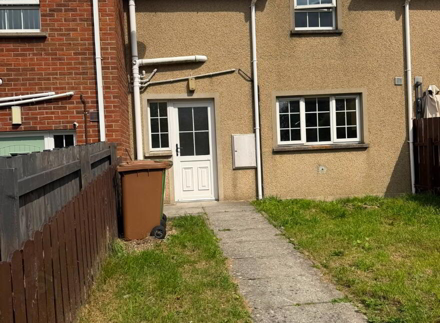 8 Quaker Green, Rathfriland, Newry, BT34 5RU