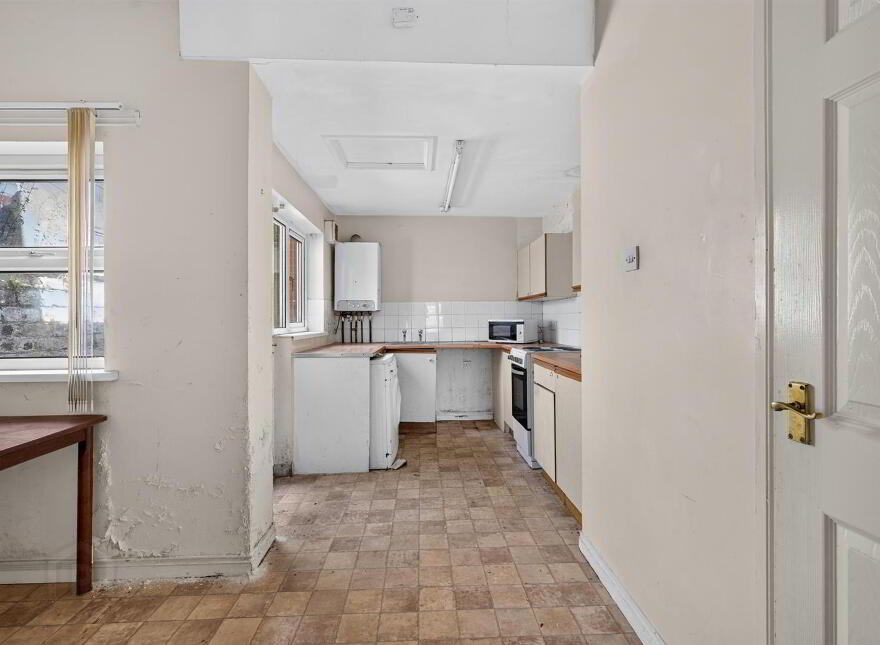 274 Donegall Avenue, Belfast, BT12 6LU