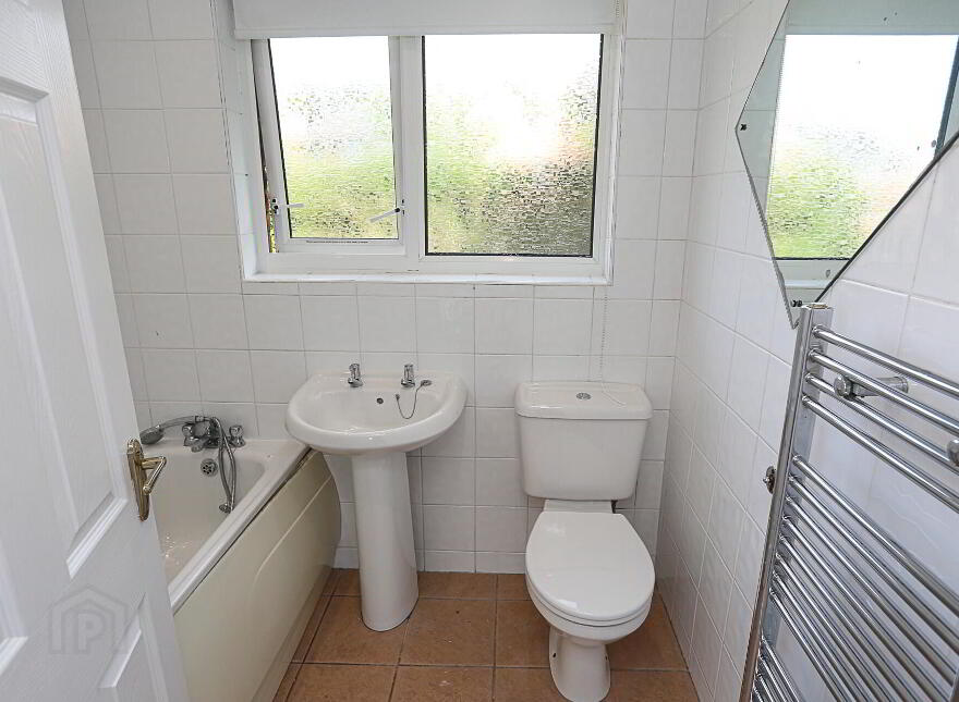 26 Woodbreda Drive, Belfast, BT8 7HZ