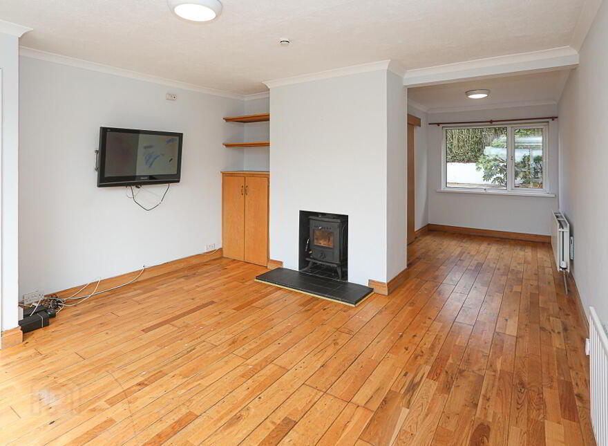 26 Woodbreda Drive, Belfast, BT8 7HZ