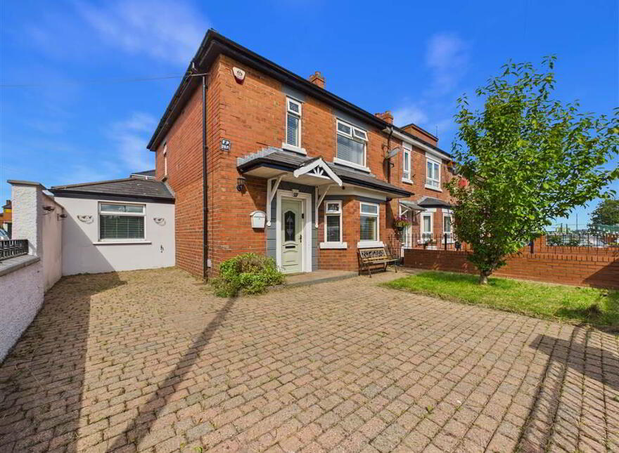 59 Whiterock Road, Belfast, BT12 7PR