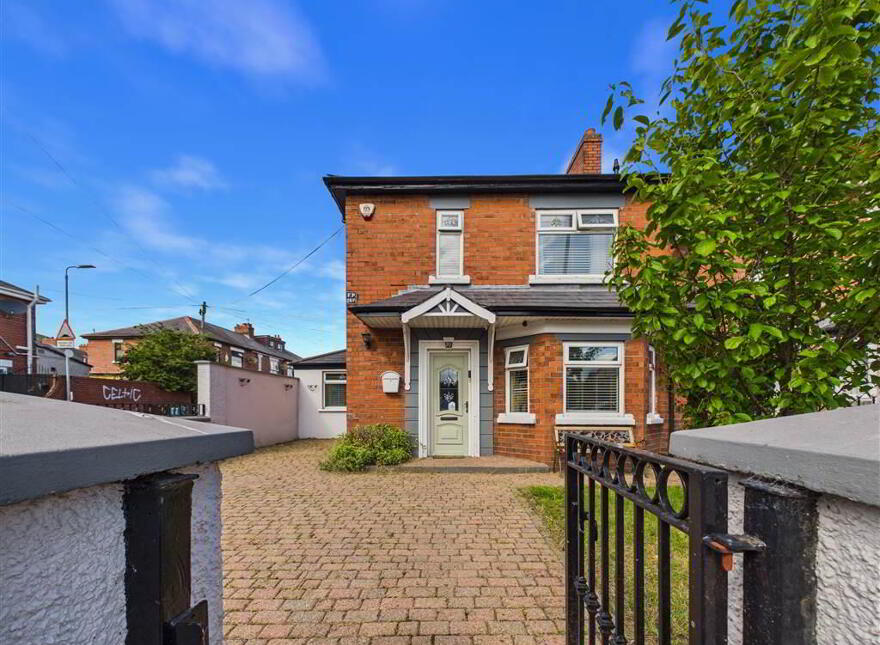 59 Whiterock Road, Belfast, BT12 7PR