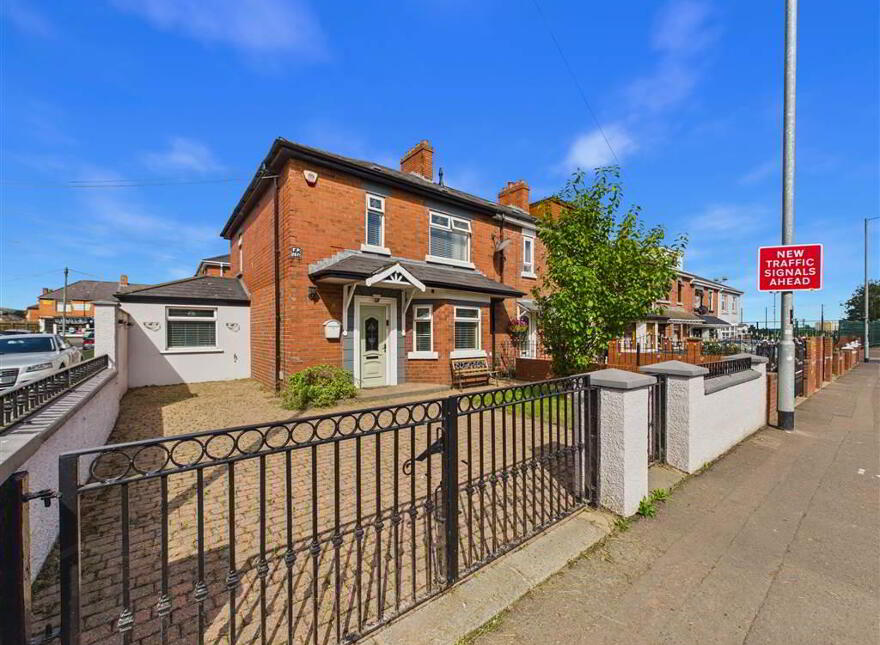 59 Whiterock Road, Belfast, BT12 7PR