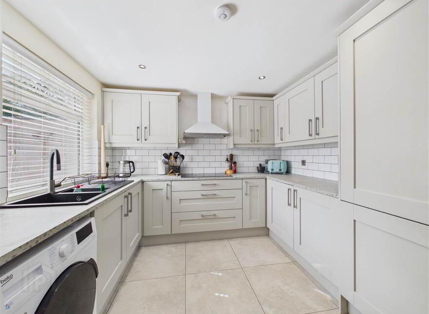 59 Whiterock Road, Belfast, BT12 7PR
