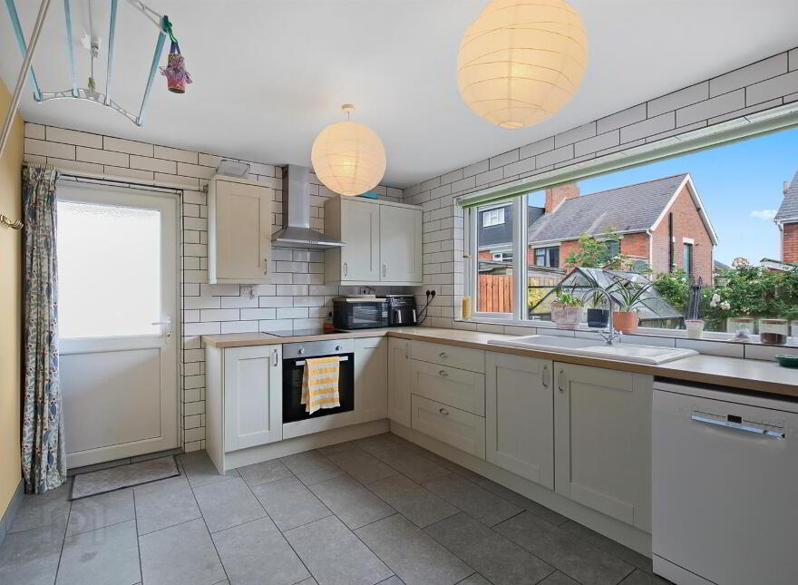 12 Clonaver Park, Belfast, BT4 2EZ
