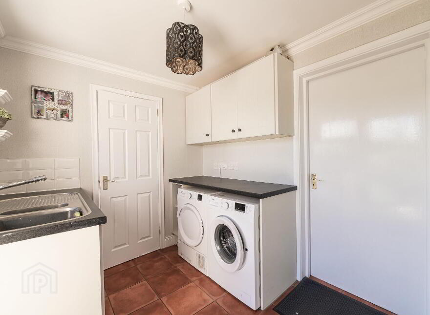9 Mill Hill, Waringstown, BT66 7QL