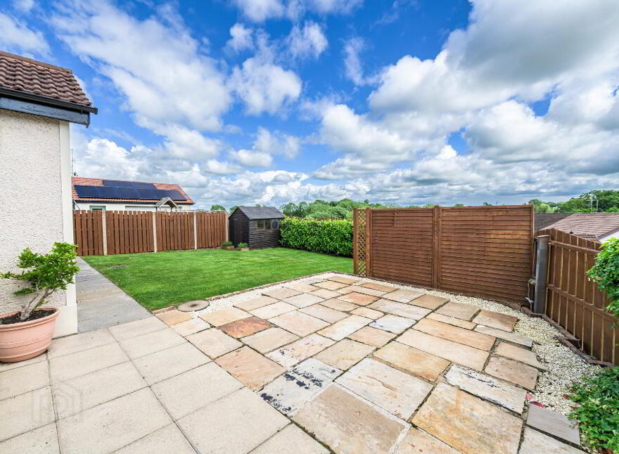 9 Mill Hill, Waringstown, BT66 7QL