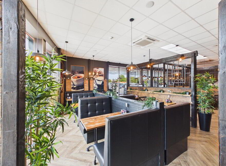 McLeary's Cafe, Cork Road, Waterford City, X91E097