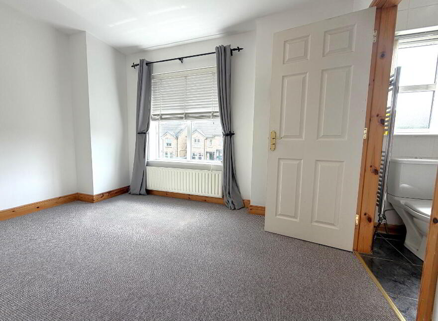 44 Rossdale, Ballymena, BT42 2SA
