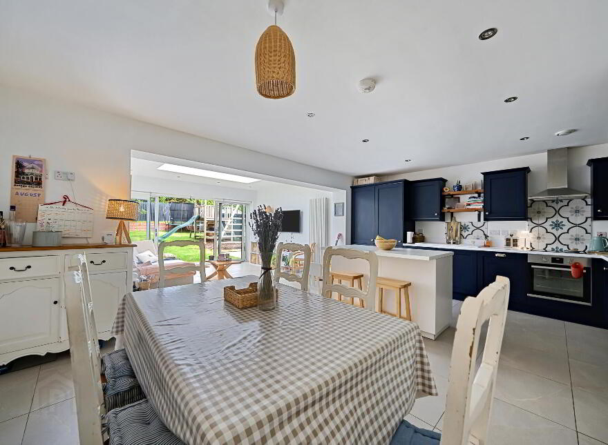 7 Baronsgrange Rise, Comber Road, Carryduff, Belfast, BT8 8GE