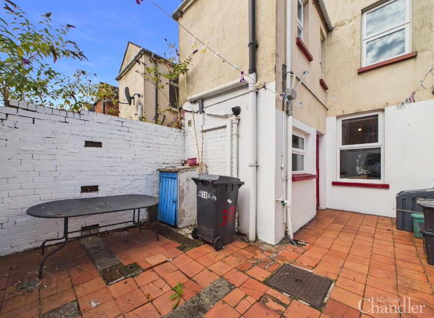 38 Kimberley Street, Belfast, BT7 3DY