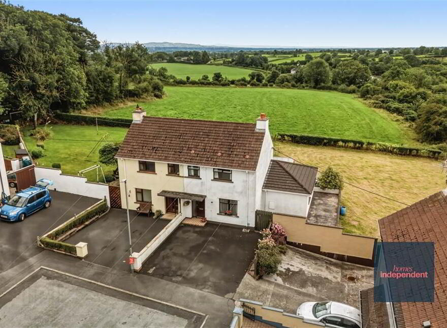 16 Queens Park, Cullybackey, BT42 1ED