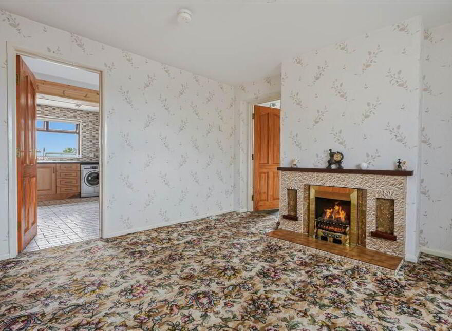 16 Queens Park, Cullybackey, BT42 1ED