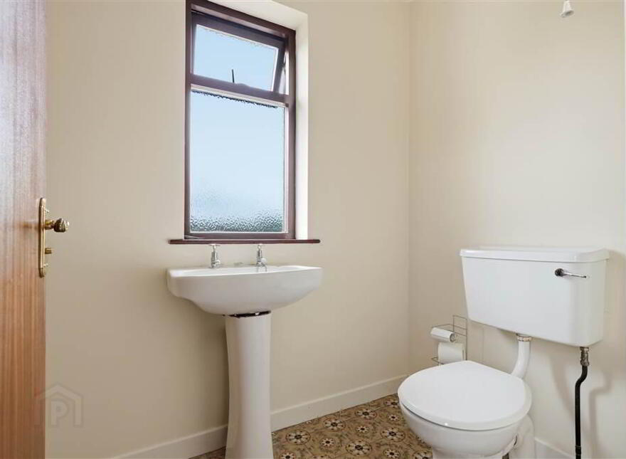 16 Queens Park, Cullybackey, BT42 1ED