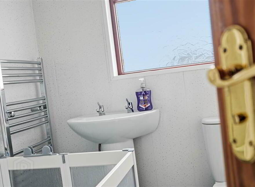 16 Queens Park, Cullybackey, BT42 1ED