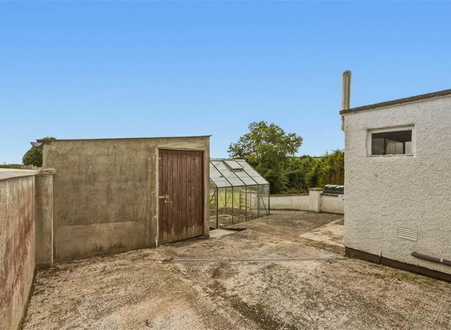 16 Queens Park, Cullybackey, BT42 1ED