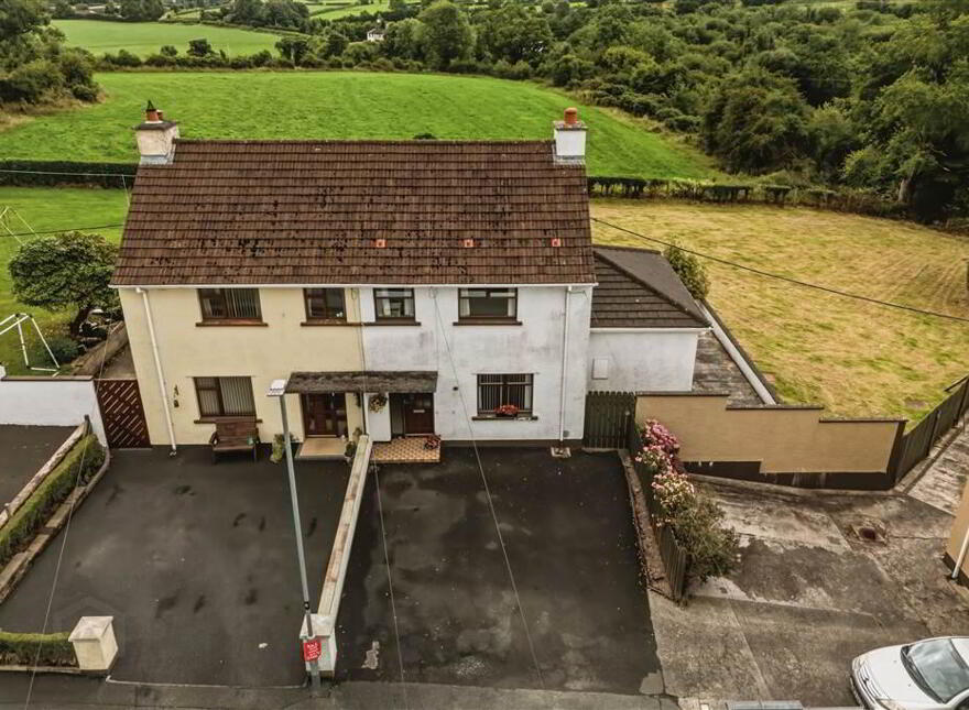 16 Queens Park, Cullybackey, BT42 1ED