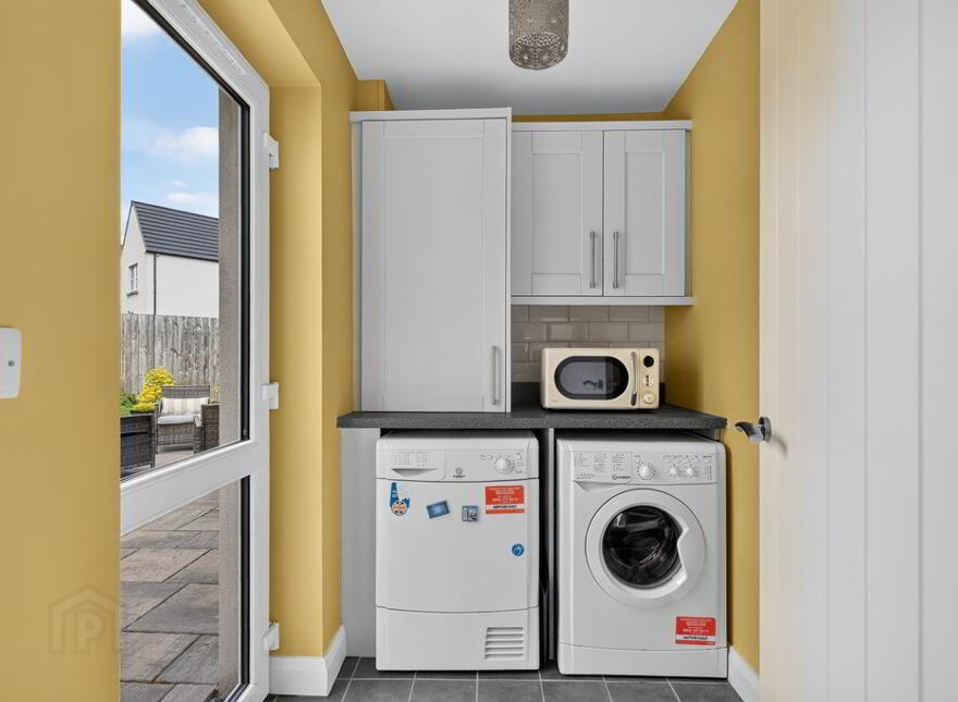 5 Ashbourne Manor, Belfast Road, Carrickfergus, BT38 8PB