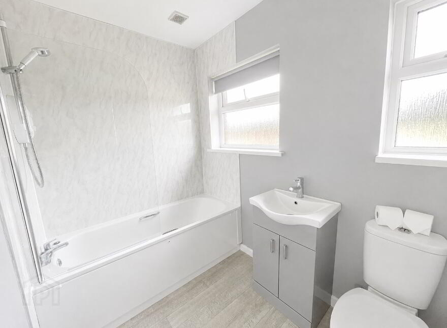 38 Sunningdale Crescent, Carrickfergus, BT38 8LD