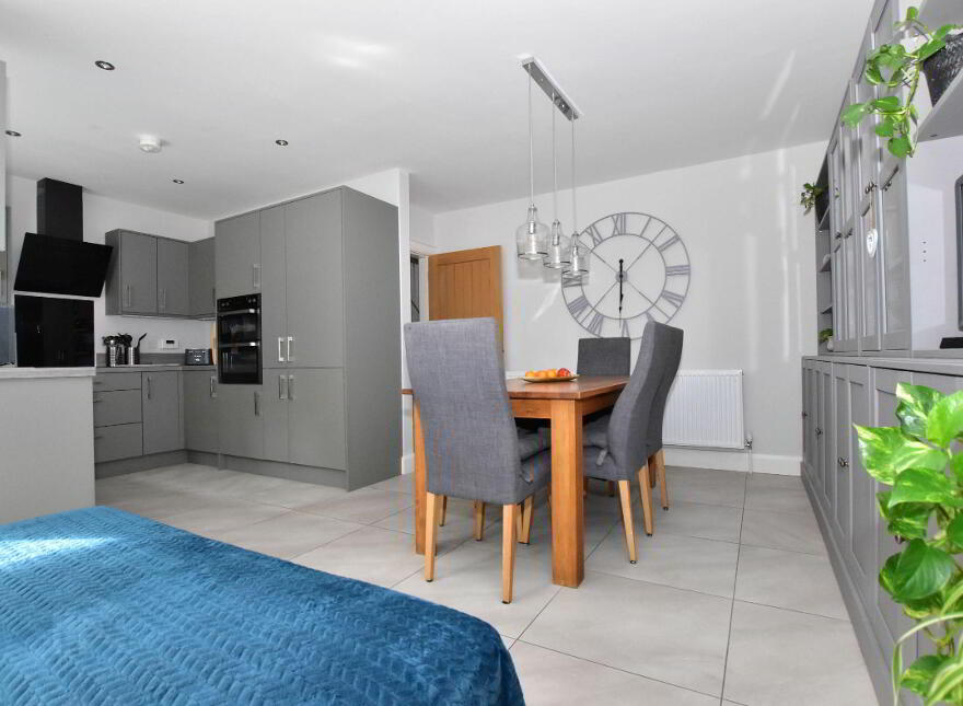 69 Mosside Road, Dunmurry, Belfast, BT17 9HH
