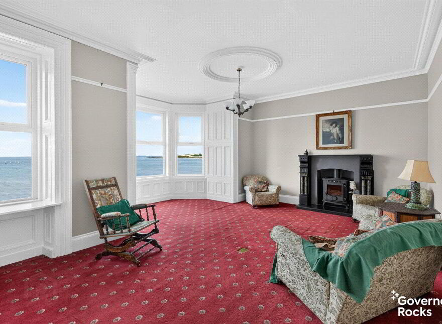 14 Ballyholme Esplanade, Bangor, BT20 5LZ