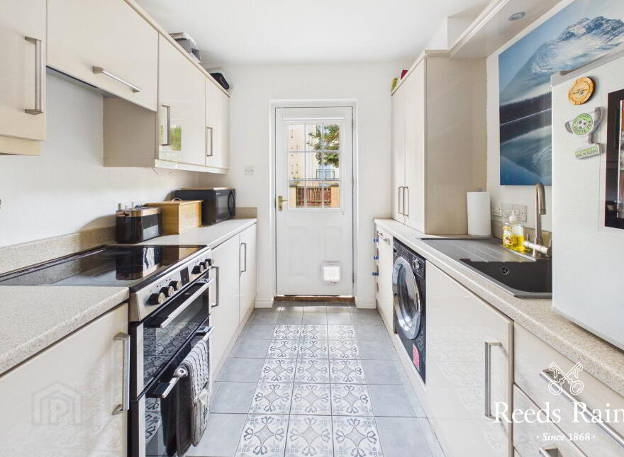 18 Rodgers Bay, Carrickfergus, BT38 8GG