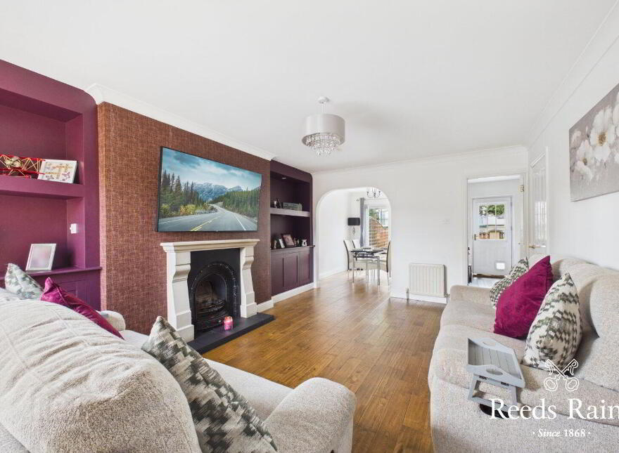 18 Rodgers Bay, Carrickfergus, BT38 8GG