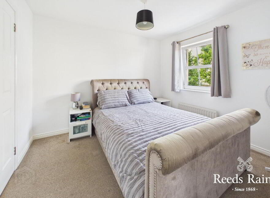 18 Rodgers Bay, Carrickfergus, BT38 8GG