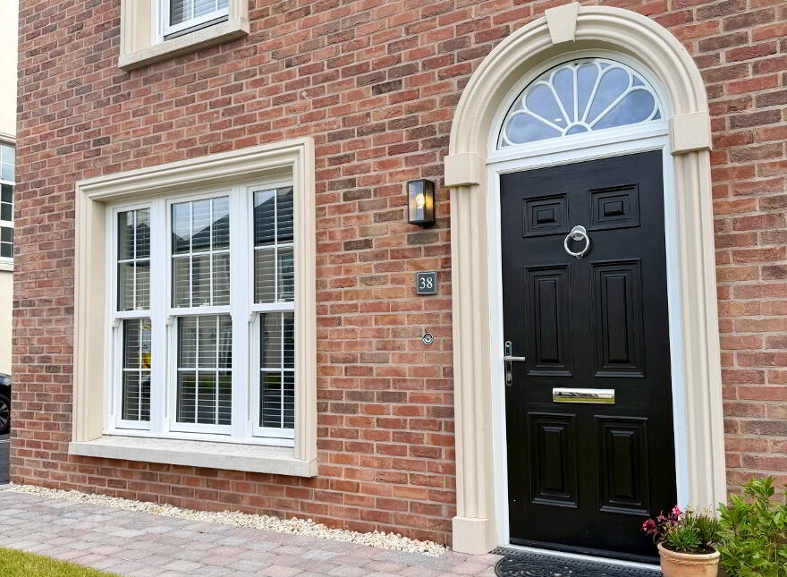38 Deanery Drive, Armagh, BT61 7AS