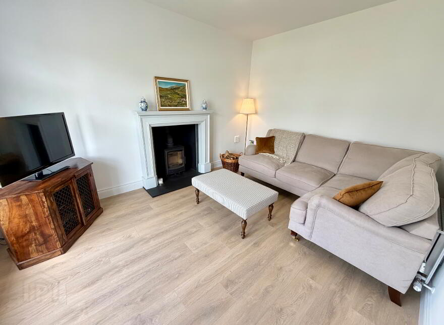38 Deanery Drive, Armagh, BT61 7AS
