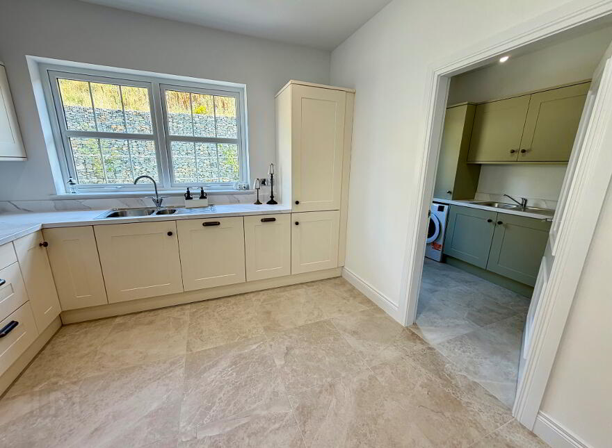 38 Deanery Drive, Armagh, BT61 7AS
