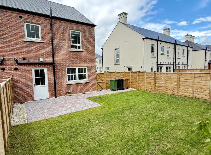 38 Deanery Drive, Armagh, BT61 7AS