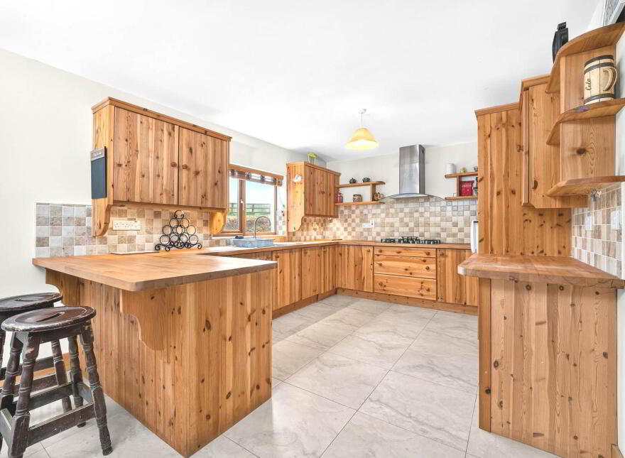 Westview House, Poulnagun, Lisdoonvarna, Cregg, V95TP99