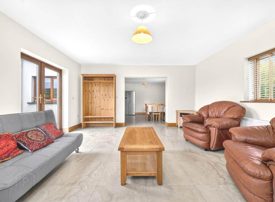 Westview House, Poulnagun, Lisdoonvarna, Cregg, V95TP99