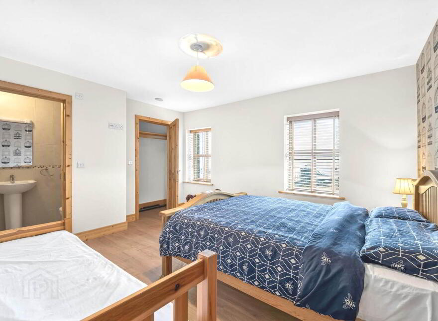 Westview House, Poulnagun, Lisdoonvarna, Cregg, V95TP99