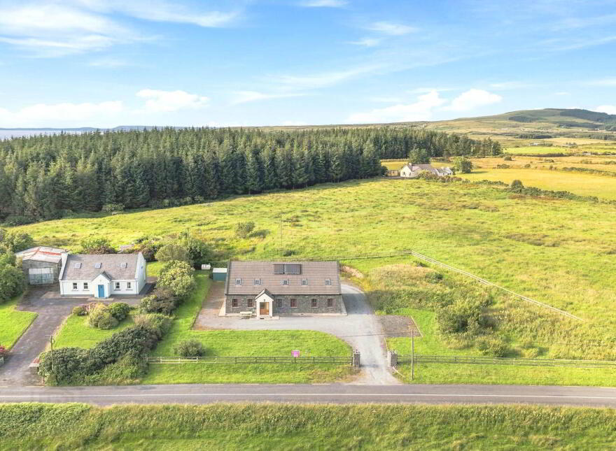 Westview House, Poulnagun, Lisdoonvarna, Cregg, V95TP99
