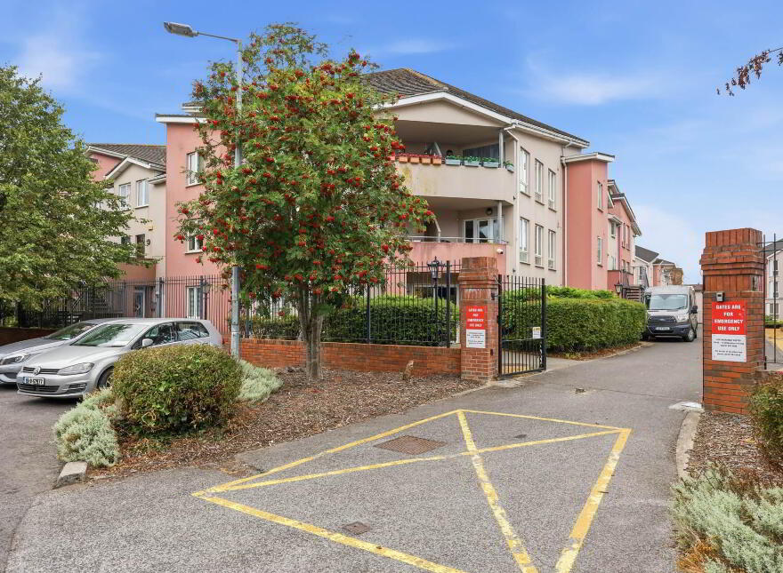 86 Orchard Way, Greenwood Walk, Dublin, D13TH22