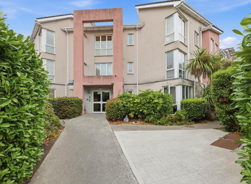 86 Orchard Way, Greenwood Walk, Dublin, D13TH22
