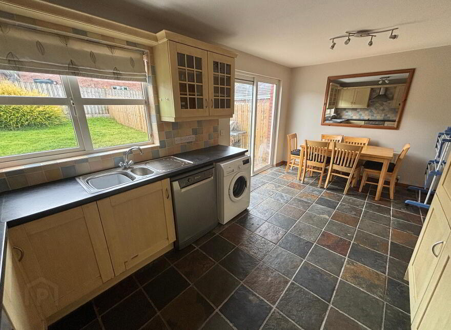 97 Murrywood, Waringstown, BT66 7GW