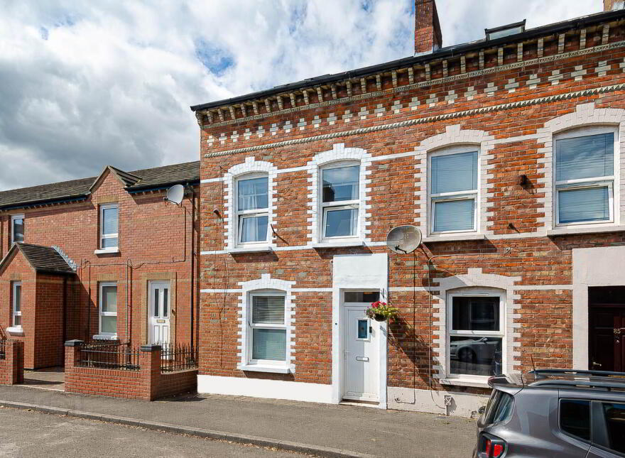 35 Upper Frank Street, Belfast, BT5 4NR