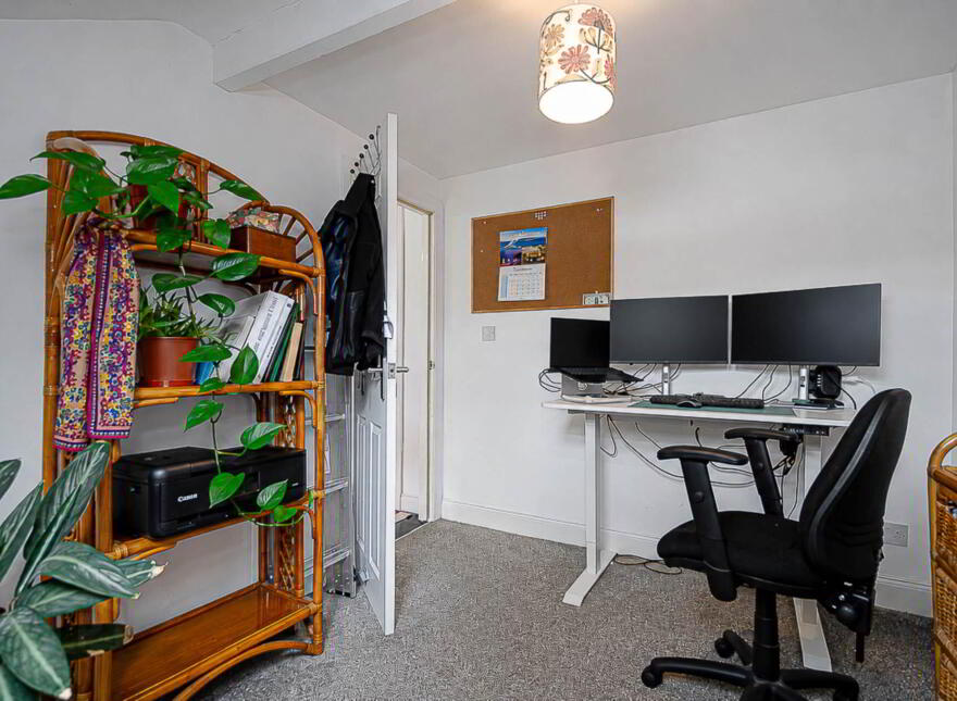 35 Upper Frank Street, Belfast, BT5 4NR